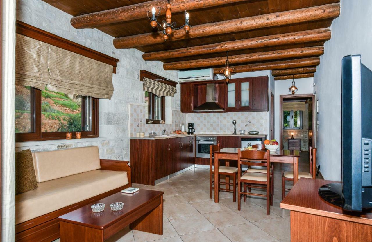 Ariadni Apartments Sfinarion Ngoại thất bức ảnh