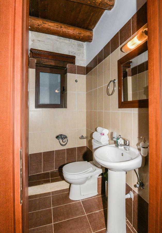 Ariadni Apartments Sfinarion Ngoại thất bức ảnh